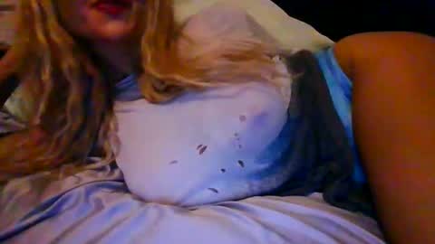 Snapshot of thepeachprincess chatting on December 30, 9:29 pm the peach princess online show from December 30, 9:29 pm