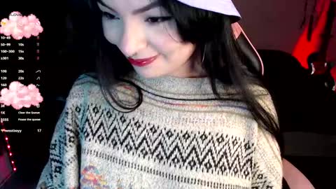 Sara online show from October 25, 9:20 pm