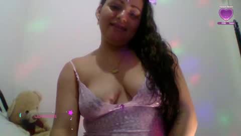 bella saritta online show from September 22, 12:18 pm