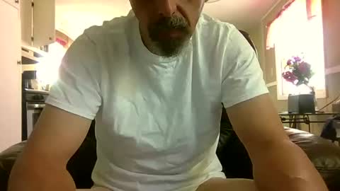 Snapshot of therealbxtruth4010 chatting on June 12, 2:05 pm therealbxtruth4010 online show from June 12, 2:05 pm