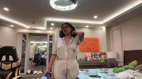 therealcamilabaddie online show from October 11, 11:47 pm