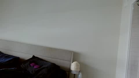 Yoshi online show from April 2, 6:38 pm