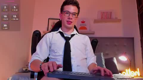     4th  online show from October 8, 4:37 pm