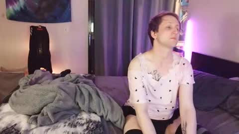 Basil Kitten online show from February 22, 8:13 am