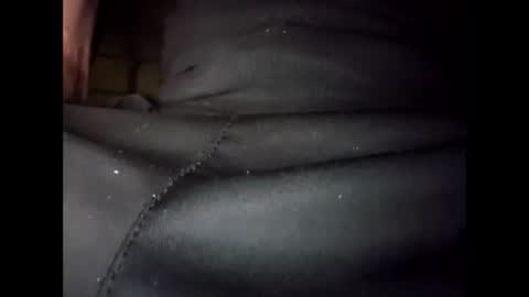 Snapshot of therizzler_1_of_1 chatting on October 7, 7:27 am therizzler_1_of_1 online show from October 7, 7:27 am