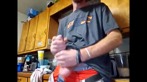 Snapshot of therizzler_1_of_1 chatting on November 16, 10:10 am therizzler_1_of_1 online show from November 16, 10:10 am