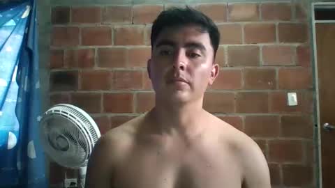 Snapshot of therondevereaux chatting on May 1, 6:01 pm Theron Devereaux online show from May 1, 6:01 pm