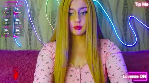 Rose online show from June 4, 7:42 pm