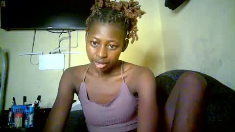Snapshot of therry_heart chatting on July 26, 8:43 am hearty online show from July 26, 8:43 am
