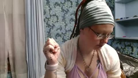 Siren of the Fae online show from December 14, 2:39 am