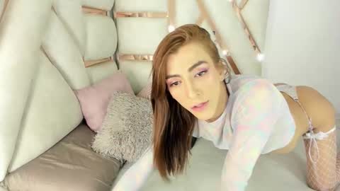 Snapshot of thesquadsex04 chatting on October 13, 3:39 am Camila online show from October 13, 3:39 am