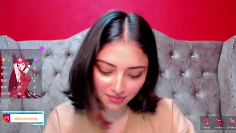 Snapshot of thesweethari chatting on January 17, 6:26 am I dont do real meetings My bio online show from January 17, 6:26 am