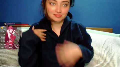 Snapshot of thesweethari chatting on December 5, 2:20 am I dont do real meetings My bio online show from December 5, 2:20 am