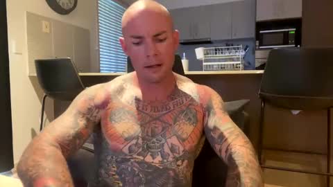 Snapshot of thetattooed chatting on January 13, 6:06 am The tattooed online show from January 13, 6:06 am