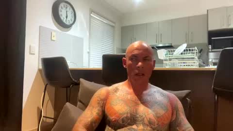 Snapshot of thetattooed chatting on January 15, 7:59 am The tattooed online show from January 15, 7:59 am