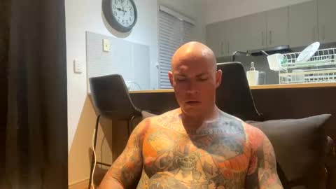 Snapshot of thetattooed chatting on January 15, 11:00 am The tattooed online show from January 15, 11:00 am