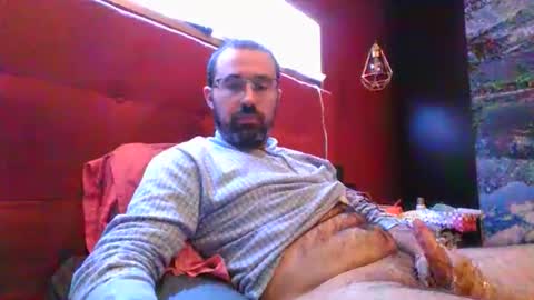 Carlos1990 online show from April 2, 1:36 am