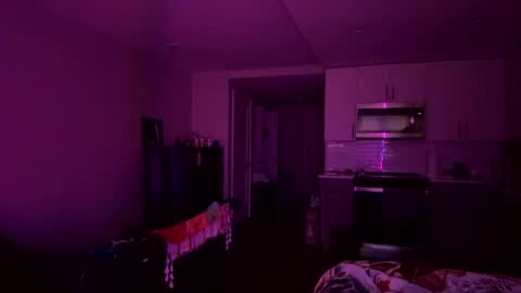 Snapshot of thevixensapphire chatting on January 18, 8:12 pm Sapphire the Vixen online show from January 18, 8:12 pm