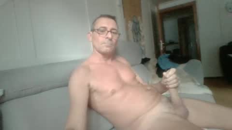 thhe13 online show from February 7, 8:22 am