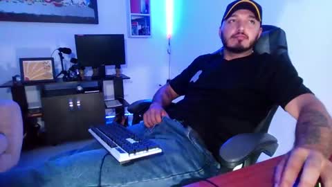 thiago_420 online show from May 16, 12:29 am