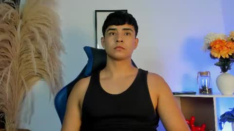 Snapshot of thiago_connor21 chatting on June 27, 10:59 pm Thiago online show from June 27, 10:59 pm