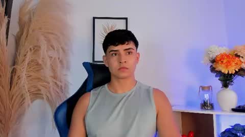 Snapshot of thiago_connor21 chatting on July 14, 9:09 pm Thiago online show from July 14, 9:09 pm