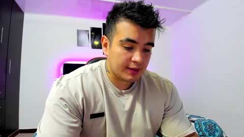 Thiago online show from December 22, 4:50 am