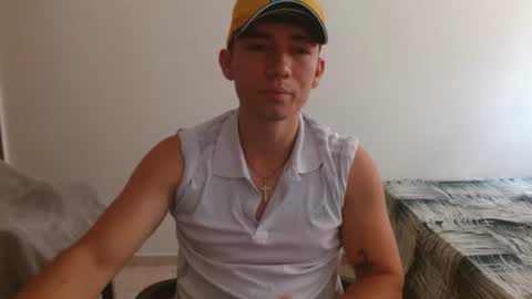 Snapshot of thiago_deseo69 chatting on July 5, 8:05 pm thiago_deseo69 online show from July 5, 8:05 pm