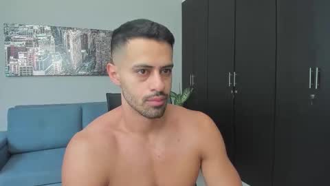 thiago_driussi online show from October 4, 11:52 am