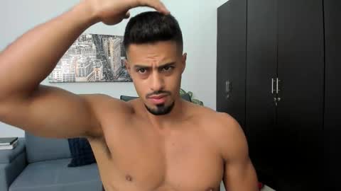 thiago_driussi online show from January 16, 10:19 am