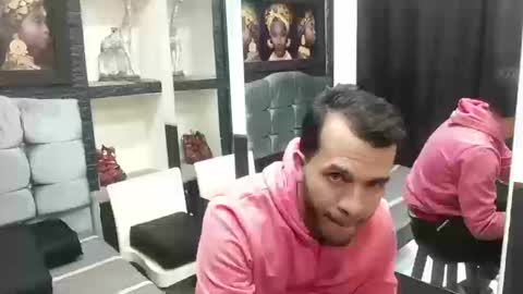 Snapshot of thiago_hairy chatting on October 18, 2:58 am thiago_hairy online show from October 18, 2:58 am