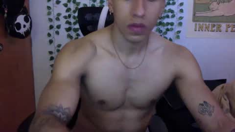 Snapshot of thiago_happy chatting on March 11, 3:16 am thiago_happy online show from March 11, 3:16 am