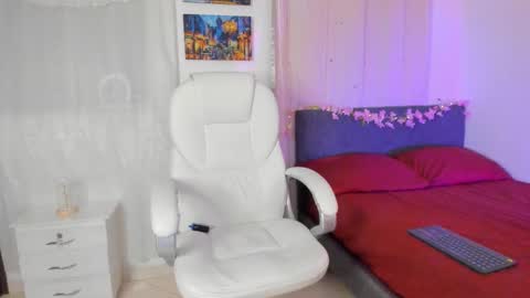 Manuel online show from October 17, 4:48 am