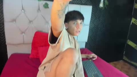 thiago online show from October 17, 1:03 pm