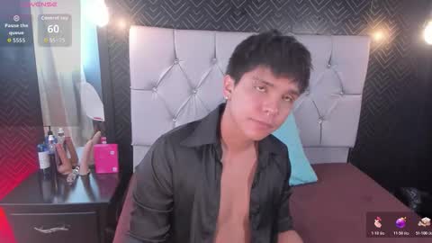 thiago online show from March 2, 8:26 pm