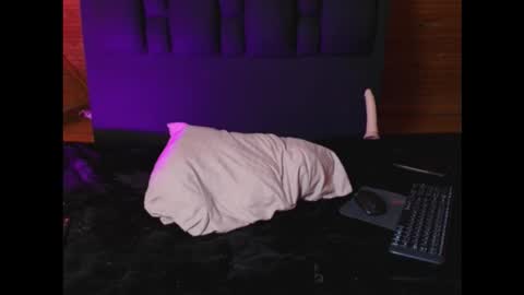 thiago_n_sam online show from October 9, 6:50 pm