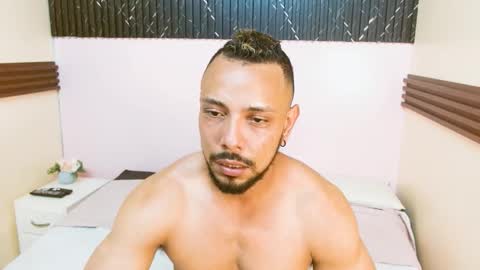 Thiago Summers online show from March 23, 5:17 pm