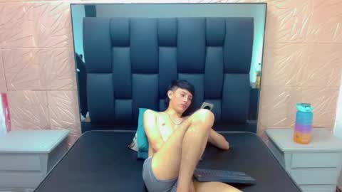 thiago_twink38 online show from November 15, 6:44 am