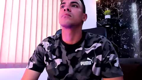 Thiago online show from November 1, 1:24 pm