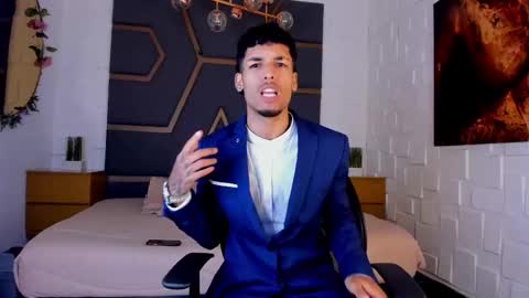 ThiagoFerreti online show from November 28, 8:55 pm