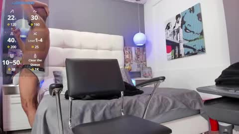 thiagoxbig online show from December 6, 9:57 pm
