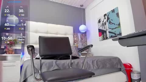 thiagoxbig online show from December 7, 1:03 am
