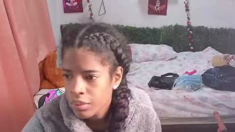 Snapshot of thiana_horny chatting on July 2, 2:34 pm thiana_horny online show from July 2, 2:34 pm