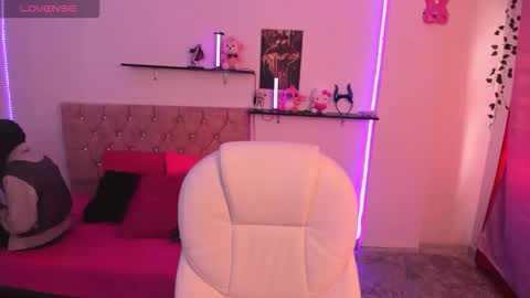 thianahorny online show from October 25, 12:34 pm