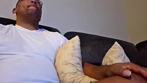 Snapshot of thick_cock_al chatting on April 12, 12:59 am thick_cock_al online show from April 12, 12:59 am
