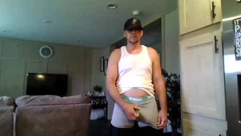 Snapshot of thick_dick11 chatting on July 13, 2:42 pm Val online show from July 13, 2:42 pm