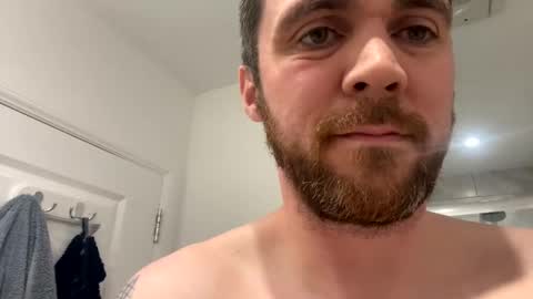 Snapshot of thickandmeaty9incher chatting on December 6, 9:02 pm thickandmeaty9incher online show from December 6, 9:02 pm