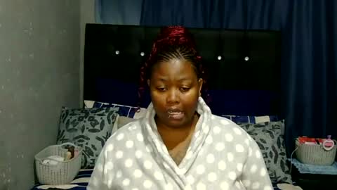 Snapshot of thickcaramel_p chatting on May 15, 2:07 am phindy online show from May 15, 2:07 am
