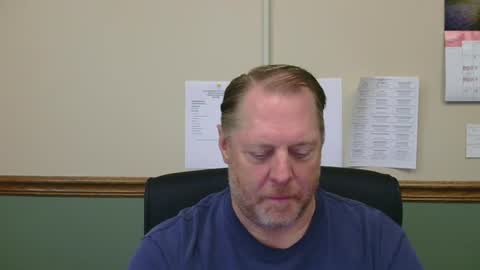 Snapshot of thickcock4u1105 chatting on June 26, 7:18 pm thickcock4u1105 online show from June 26, 7:18 pm