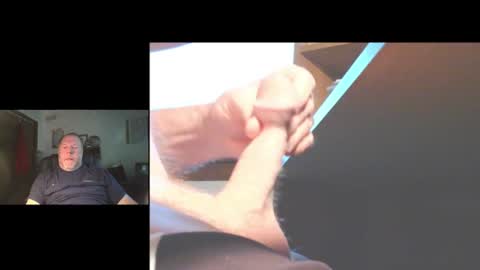 Snapshot of thickcock4u1105 chatting on June 30, 11:44 am thickcock4u1105 online show from June 30, 11:44 am